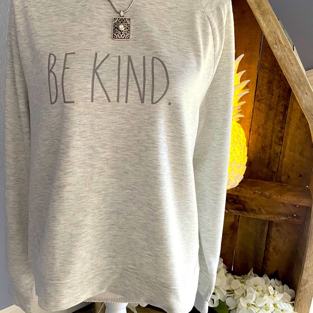 Rae Dunn “Be Kind.” sweatshirt